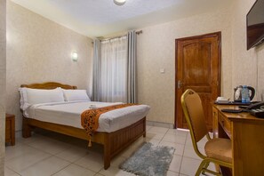 In-room safe, desk, free WiFi - Kilimo Grand Resort (Kikuyu)