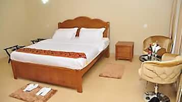 Deluxe Room | In-room safe, desk, free WiFi