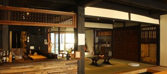 優奇闊貝 爾榻榻米酒吧青年旅舍