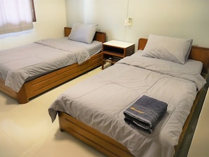 Habitación estándar con 2 camas individuales | Wifi gratis