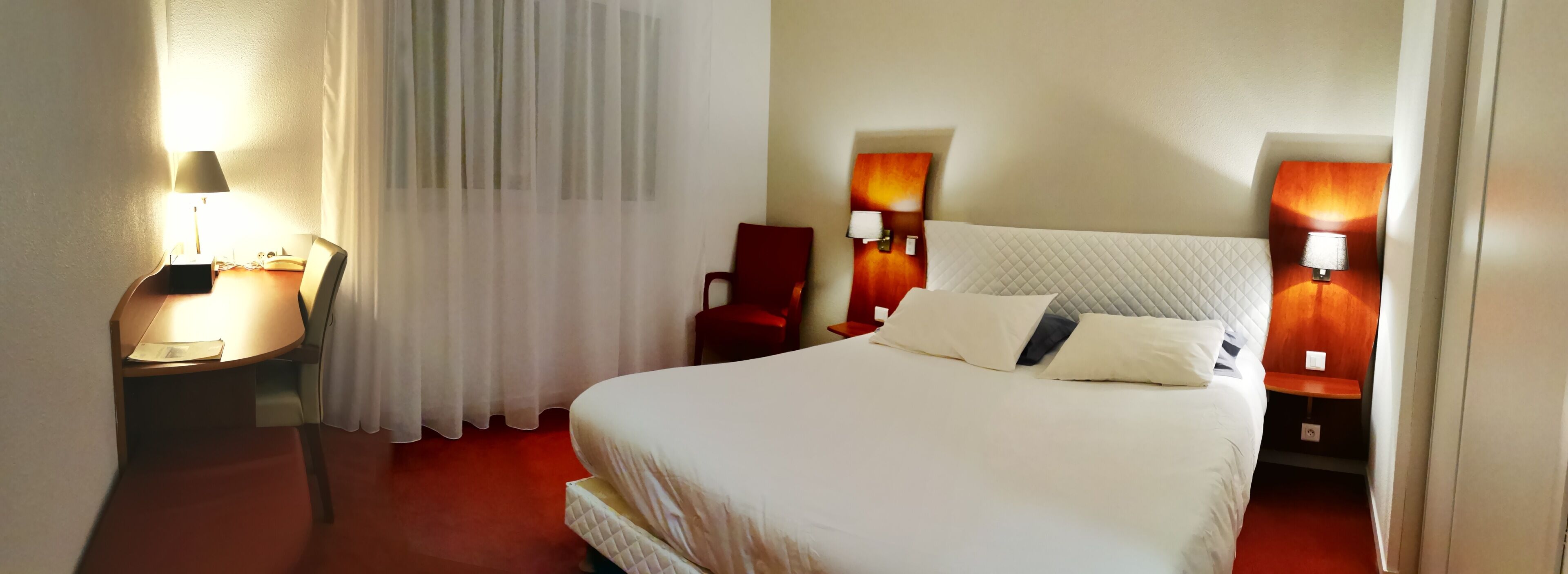 standard double room | 1 bedroom, premium bedding, pillow-top beds, in-room safe