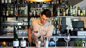 Bar (in der Unterkunft)