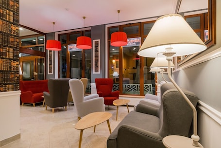 Bar en el lobby. Revelton Studios Frantiskovy Lazne