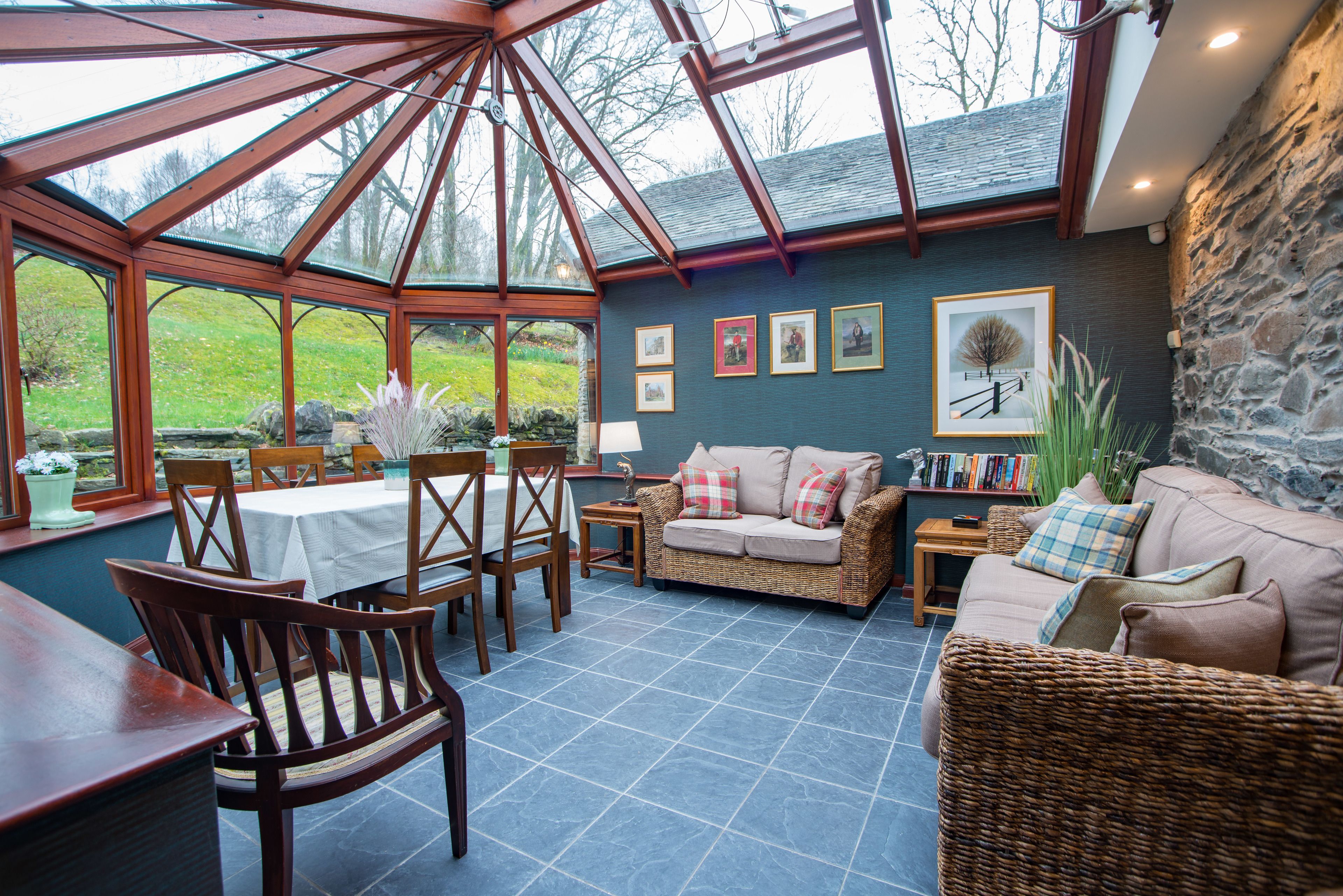 Luxury Cottage, 3 Bedrooms | Living area | Smart TV, Netflix