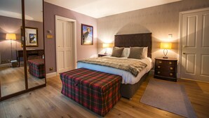 Chaumière luxueuse, 3 chambres | 1 chambre, fer et planche à repasser, lit de bébé (gratuit)