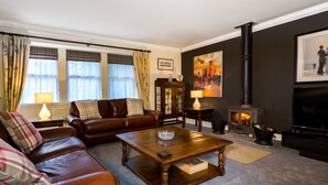 Chaumière luxueuse, 3 chambres | Aire de séjour | Téléviseur connecté, Netflix