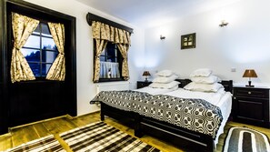 1 quarto, escrivaninha, quartos à prova de som, berços grátis