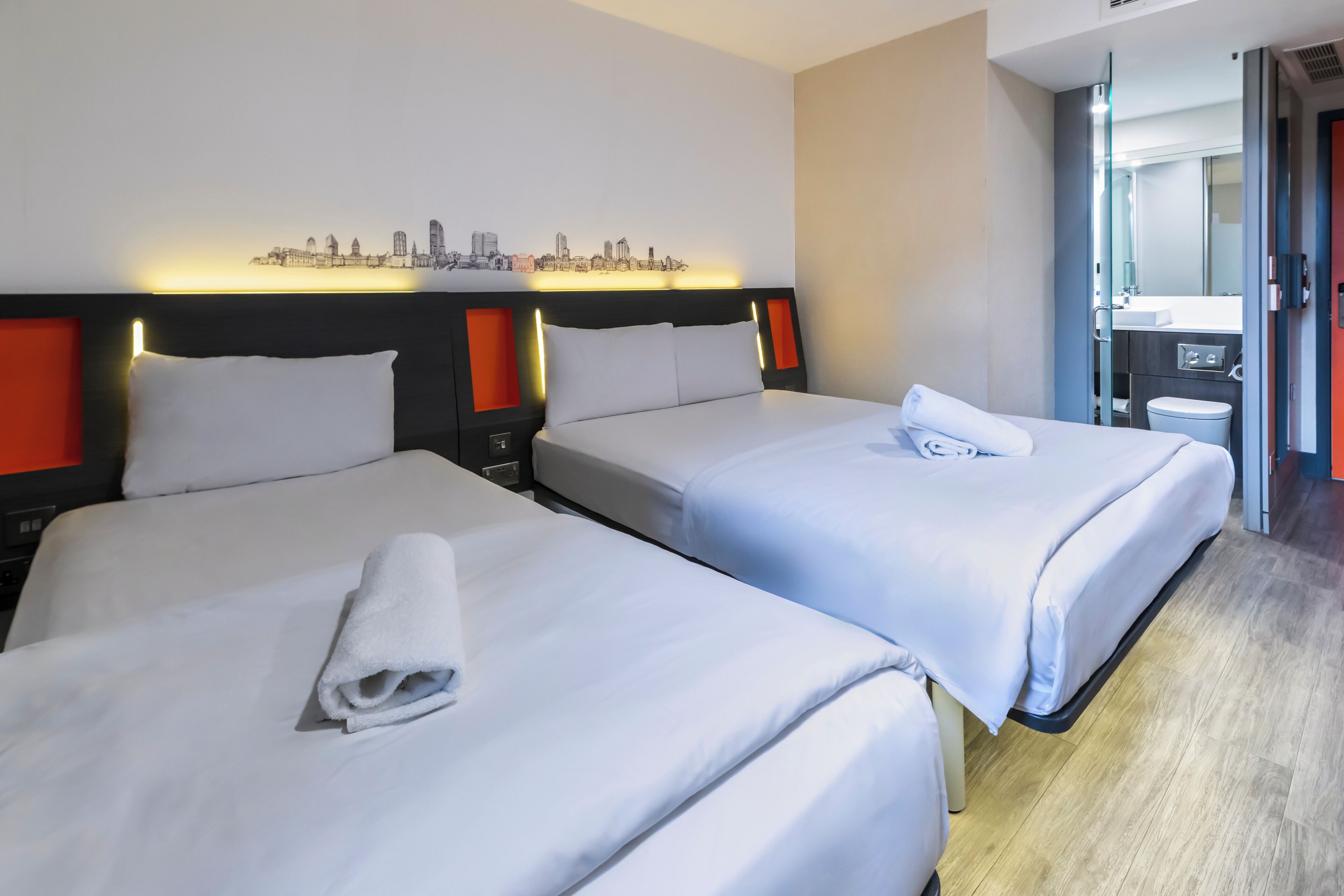 Family Triple Room (With Window) | Laptop workspace, soundproofing, iron/ironing board, free WiFi