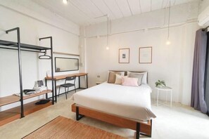 Iron/ironing board - The51Hometel (Chiangmai)