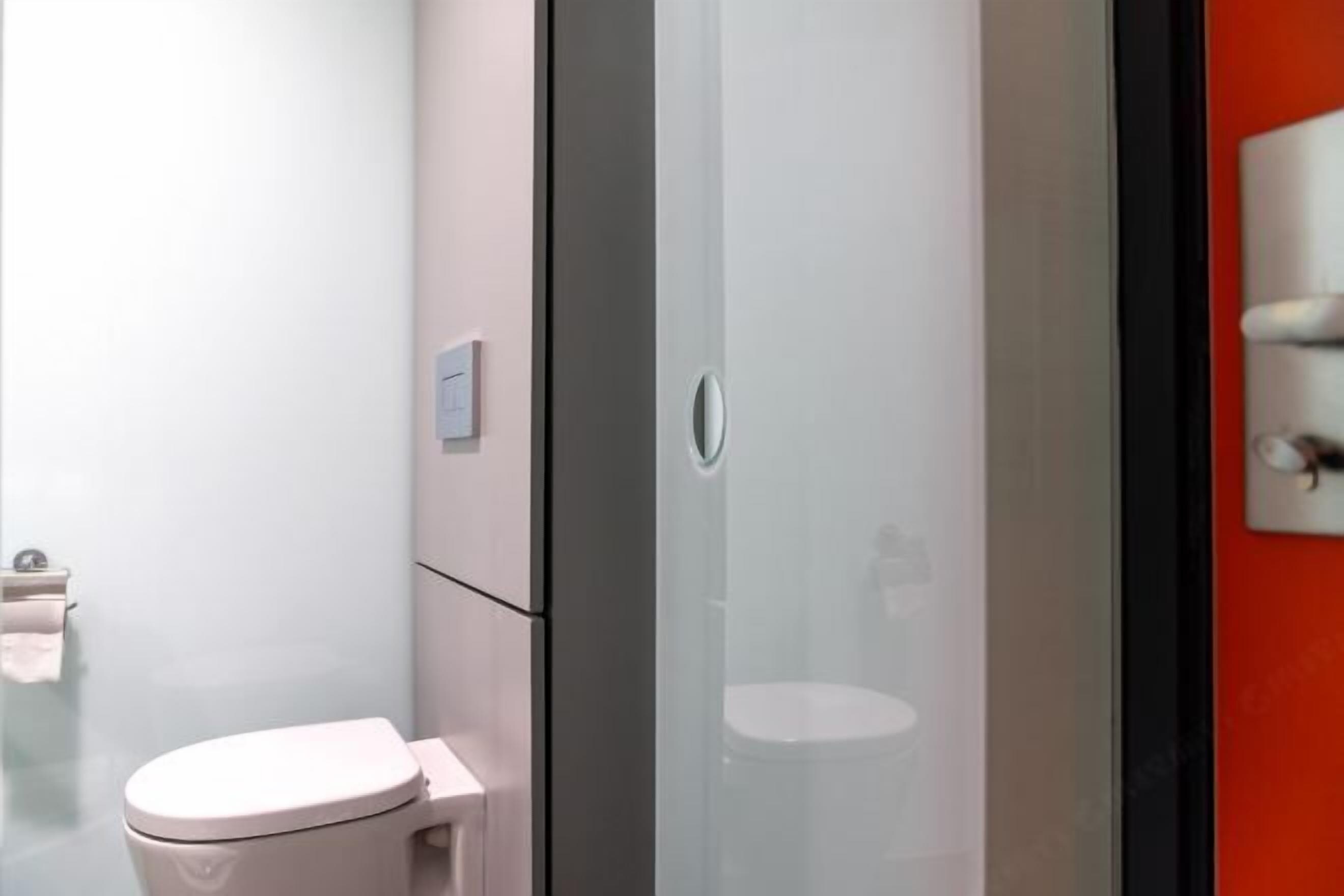 Bathroom | Shower, hair dryer, towels