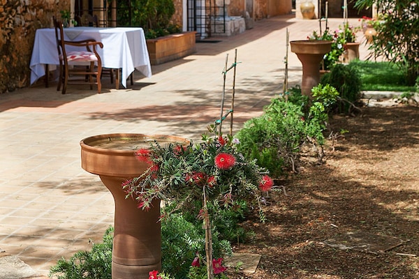 Khuôn viên nơi lưu trú