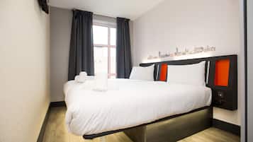 Standard Double Room | Free WiFi, bed sheets