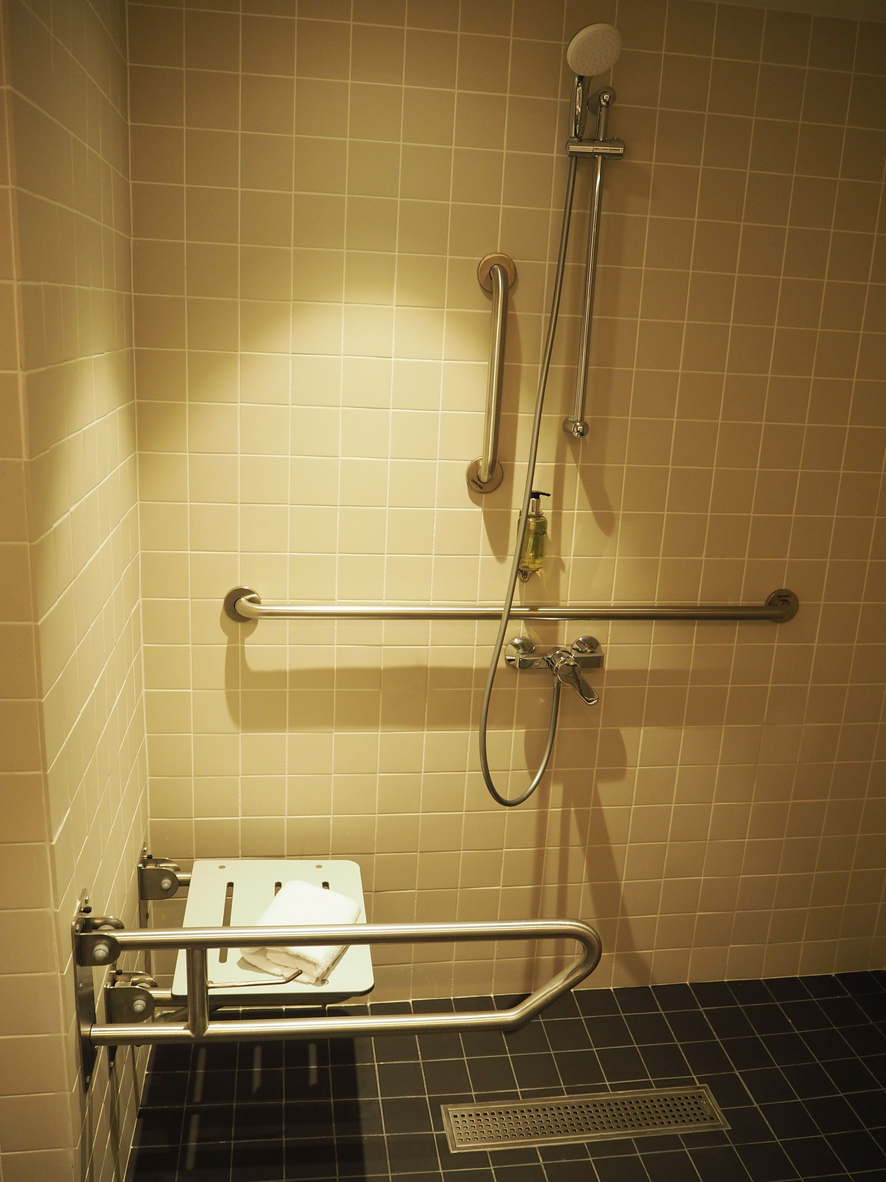 standard twin room, 2 single beds, accessible | 1 bedroom, blackout curtains, iron/ironing board, wifi