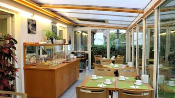 Daily buffet breakfast (EUR 12 per person)