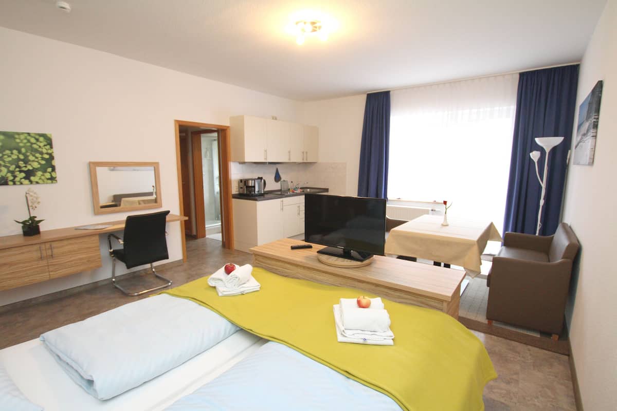 Apartment, Terrace | Free WiFi, bed sheets
