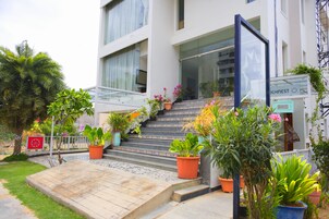 Fachada de la propiedad