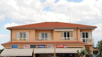 Fachada da propriedade