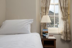 Single Room | In-room safe, free WiFi, bed sheets - The Ullswater Inn- The Inn Collection Group (Penrith)