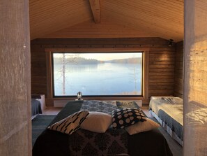 Panoramic Cabin