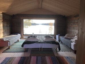 Panoramic Cabin | Hypo-allergenic bedding, individually decorated, individually furnished - Vehkaniemi Holyday Estate (Maenttae-Vilppula)