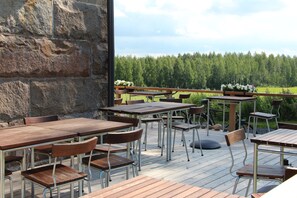 Bar (on property) - Vehkaniemi Holyday Estate (Maenttae-Vilppula)