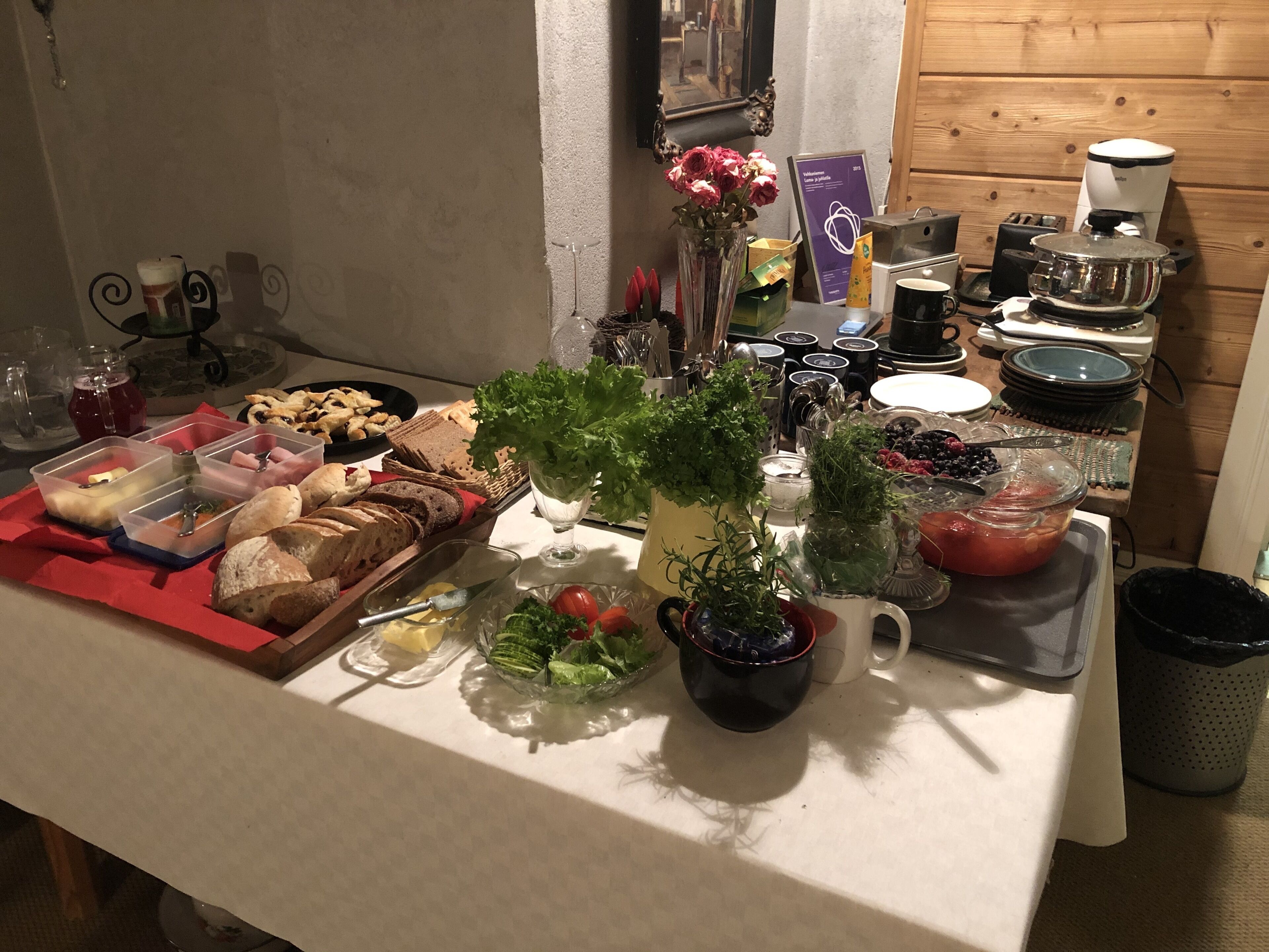 Petit déjeuner continental servi tous les jours en supplément