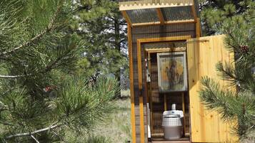 Enceinte de lâhĂ©bergement