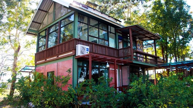 Front of property - Phu Mi Lum Nao House (San Kamphaeng)