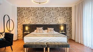 Habitación doble Deluxe | Sábanas de algodón egipcio, ropa de cama de alta calidad y edredón