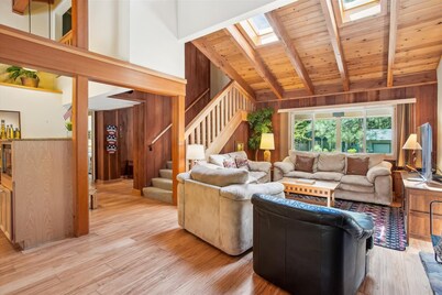 Andolsen's Dollar Point Home: 4BR Gem Near Tahoe City
