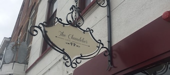 Cafe pension The Chandelier