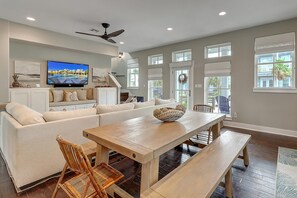 Interior - Spacious Beach Home in Cinnamon Shore near Pool + Other Resort Amenities (Port Aransas)