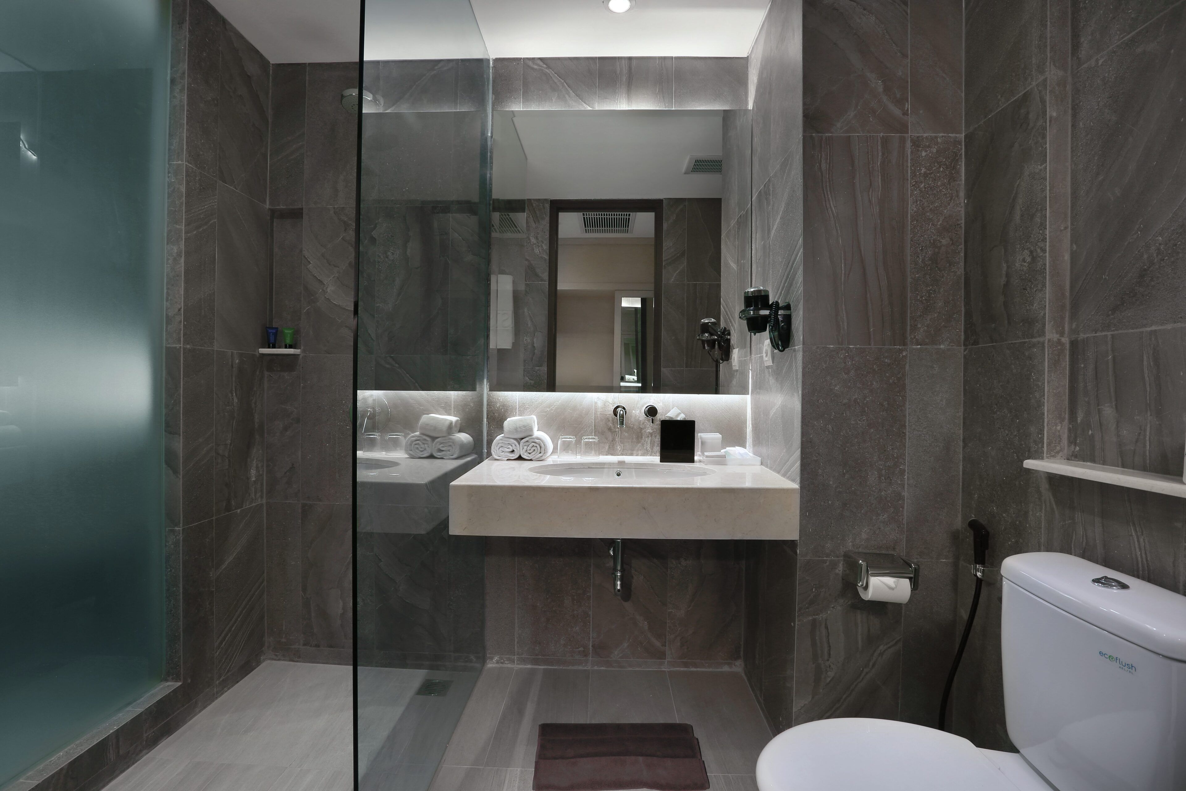 shower, free toiletries, hair dryer, slippers