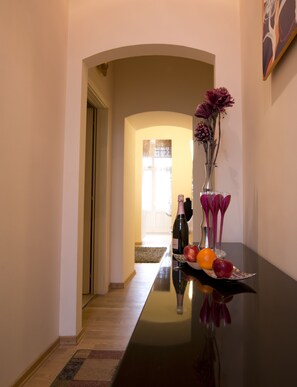 Interior entrance - Red Hotel Downtown Unirii (Cluj-Napoca)
