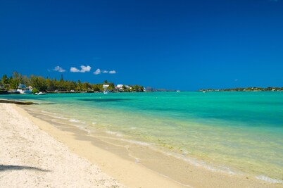 Ocean Luxury Beach Villa