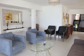 Deluxe Villa, 4 Bedrooms | Living area | LCD TV - Ocean Luxury Beach Villa (Grand-Baie)