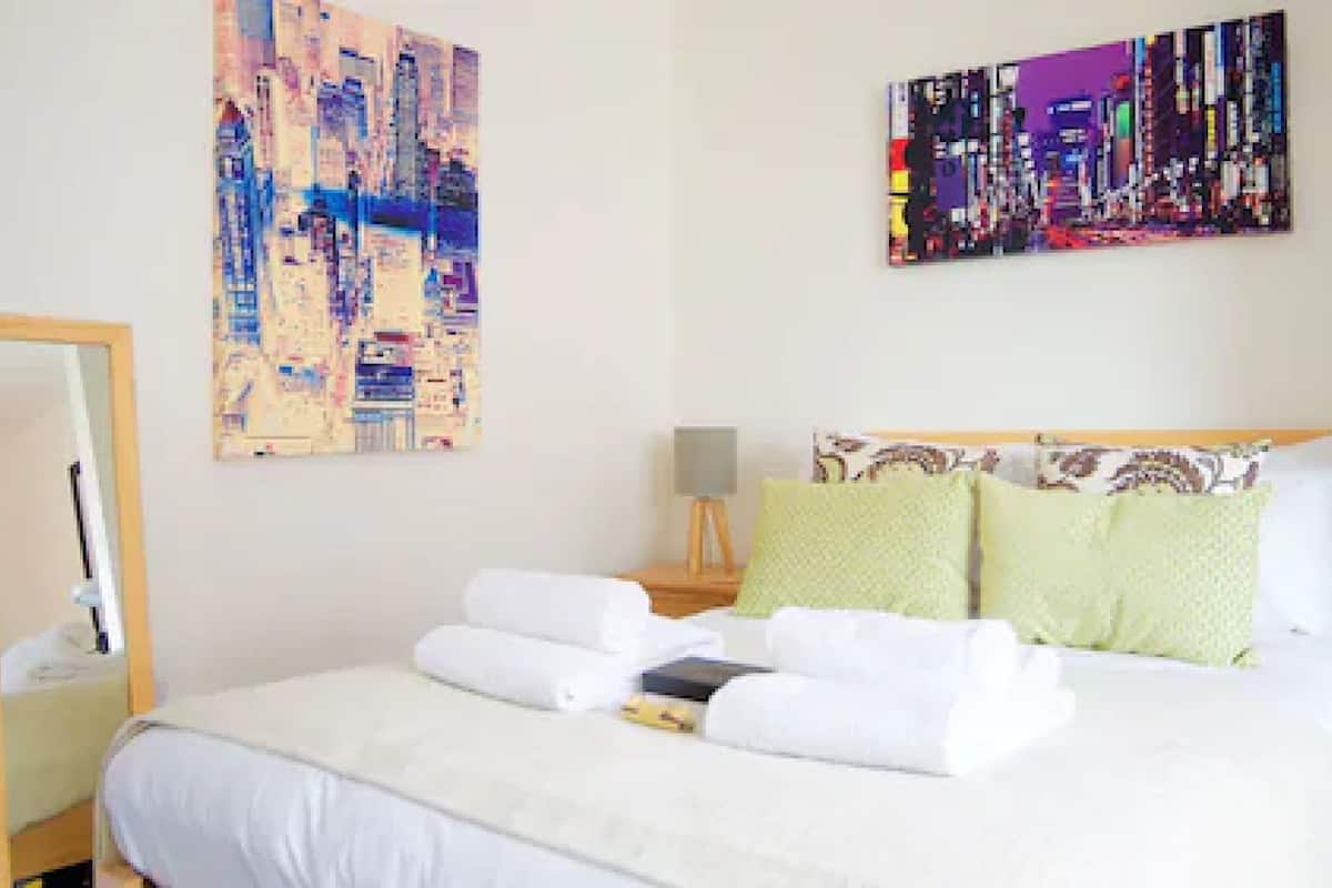 1 camera, biancheria da letto di alta qualità, ferro/asse da stiro