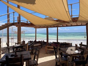 Dining - Breeze Residence (Kiwengwa)