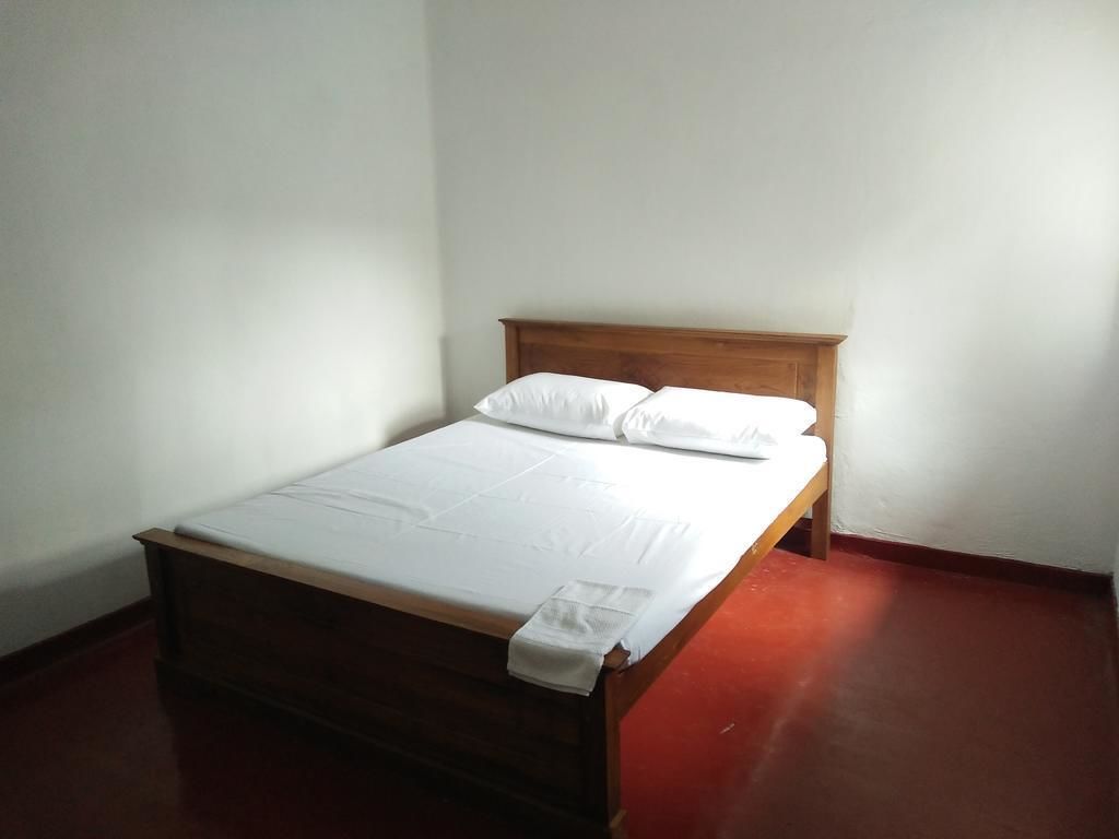 Basic Room, 1 Bedroom, Smoking, Garden View | 1 bedroom, premium bedding, in-room safe, desk