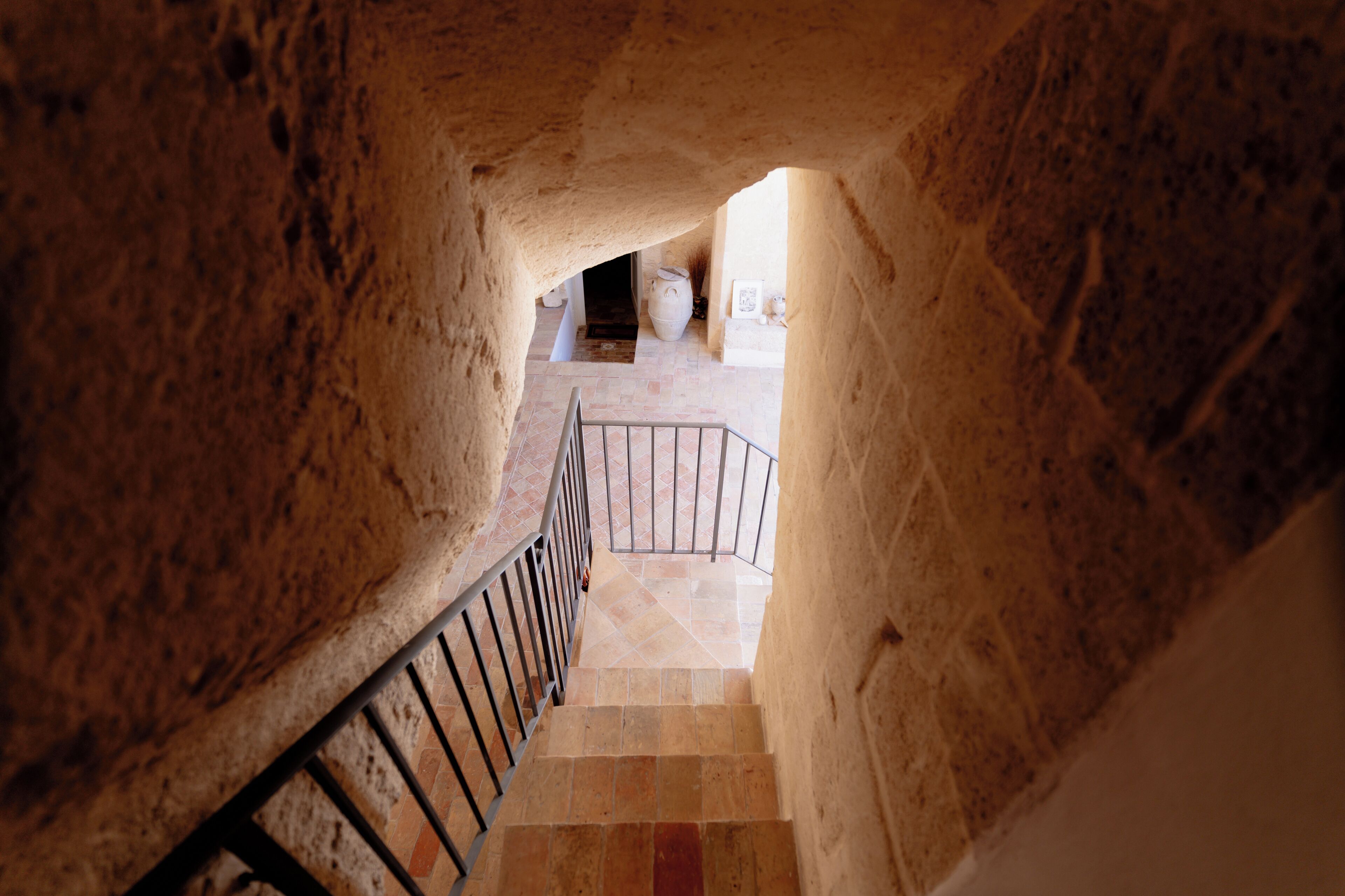 economy single room | 1 bedroom, minibar, desk, blackout curtains