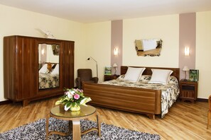 Doppelzimmer (Fifties) | Individuell dekoriert, individuell eingerichtet, kostenloses WLAN