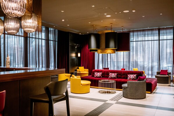 Lobby-Lounge