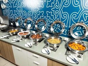 Buffet breakfast on weekdays (KZT 10000 per person)