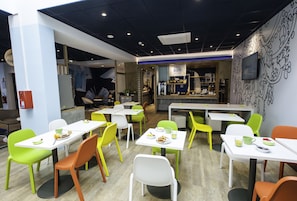 Daily buffet breakfast (EUR 9.90 per person)