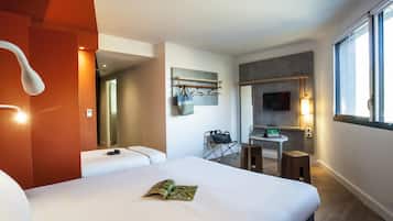 Roupas de cama premium, individualmente mobiliados, escrivaninha