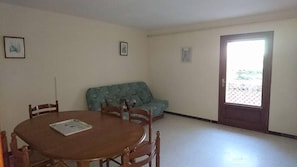 Chambre Double | Coin séjour