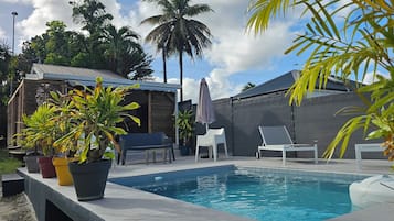 Private pool