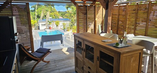 Habitation Villa Les Cassias