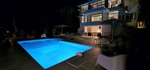 Habitation Villa Les Cassias