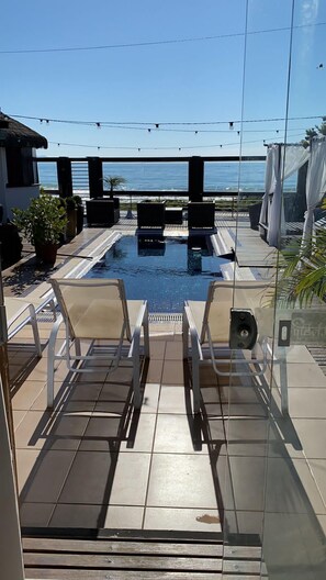 Luxury Room, Beachfront | Minibar, iron/ironing board, free WiFi, bed sheets - Thaiji Pousada e Parador (Florianópolis)